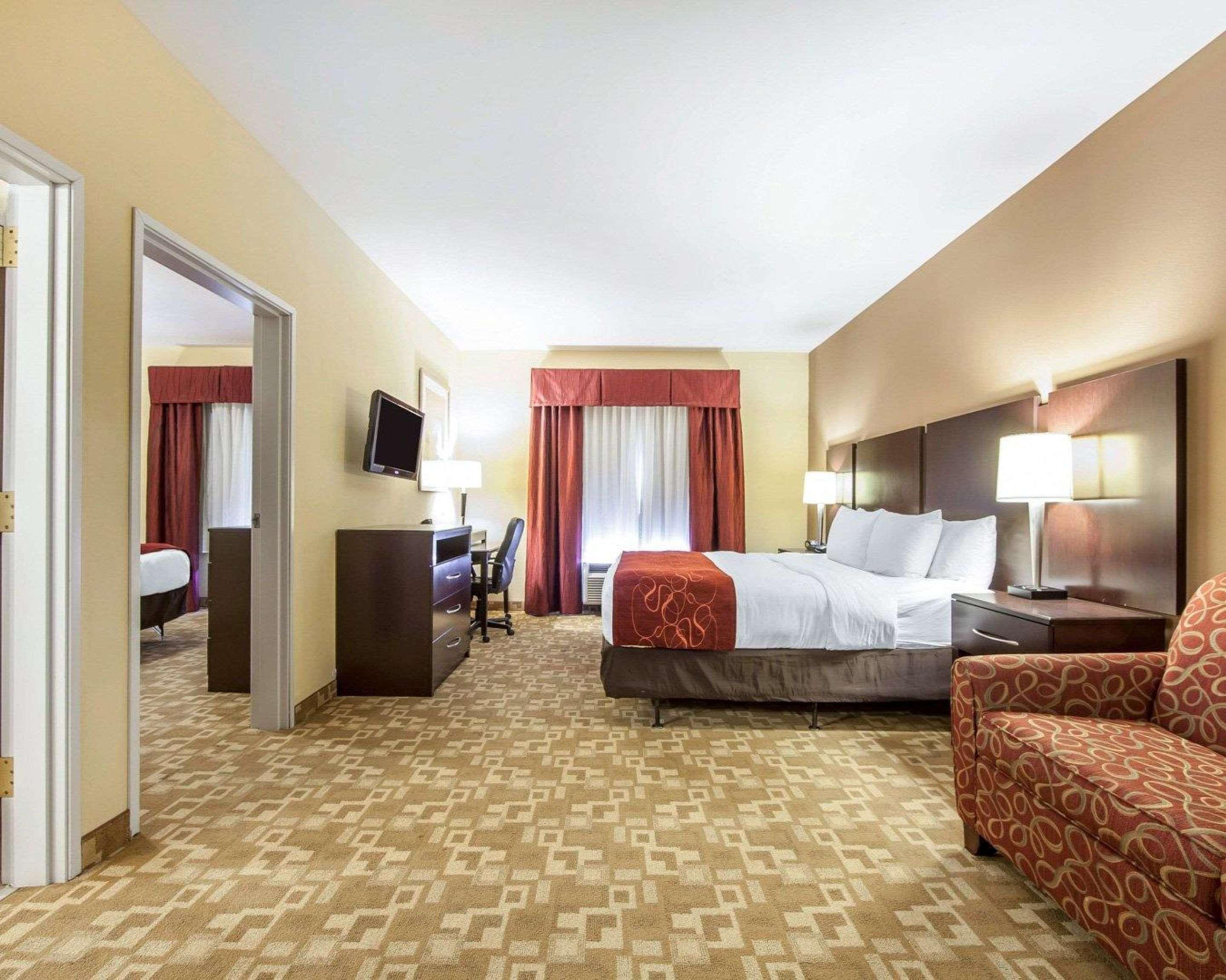 Comfort Suites Rome Exterior photo